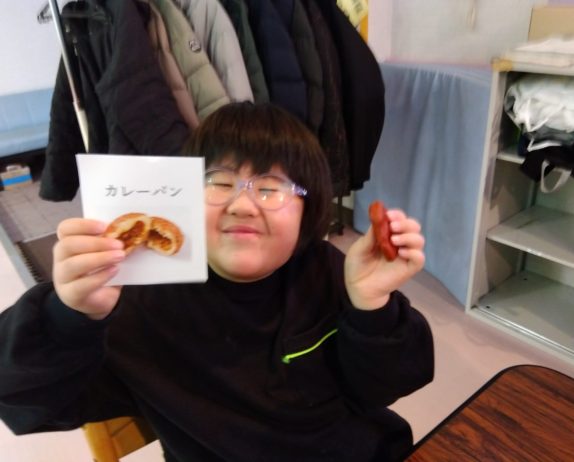 のあ：パン屋さんごっこ遊び